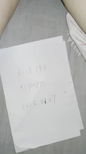 [原创] 申请论坛邀请码给老婆抠逼